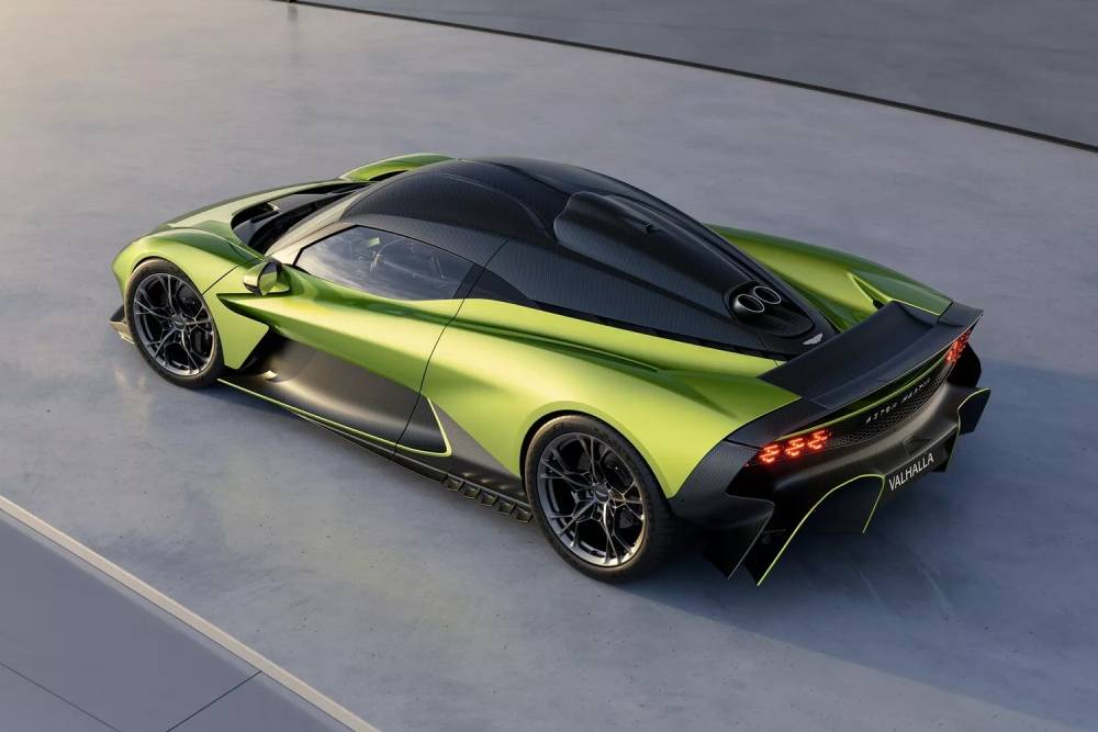 https://autogreeknews.gr/wp-content/uploads/2024/12/Aston-Martin-Valhalla-Launch-5.jpg