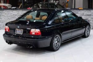 BMW-E39-M5-7