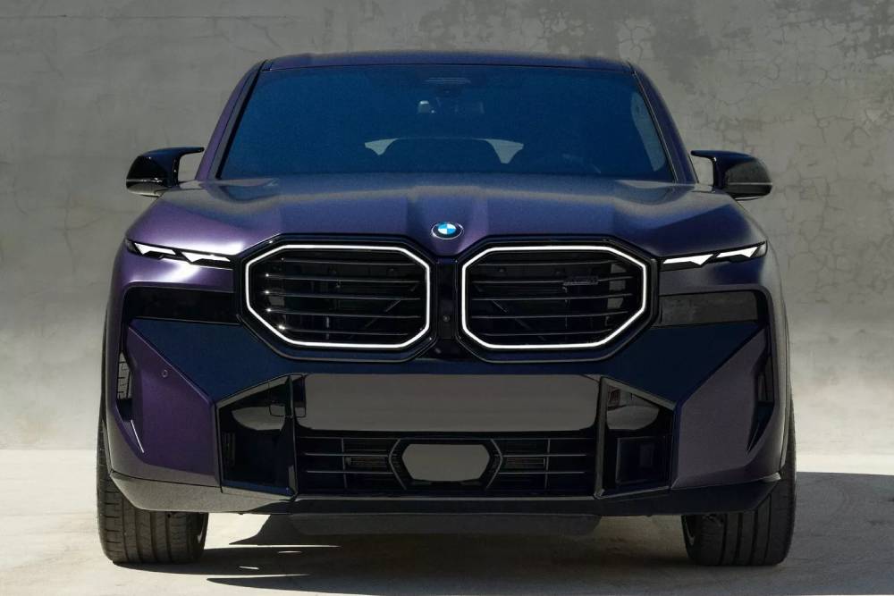 https://autogreeknews.gr/wp-content/uploads/2024/12/BMW-XM-by-Kith-Concept-1206-12.jpg