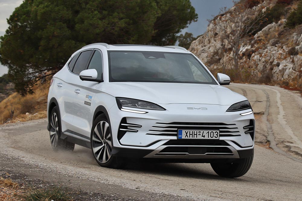 https://autogreeknews.gr/wp-content/uploads/2024/12/BYD-Seal-U-DM-i-12.jpg