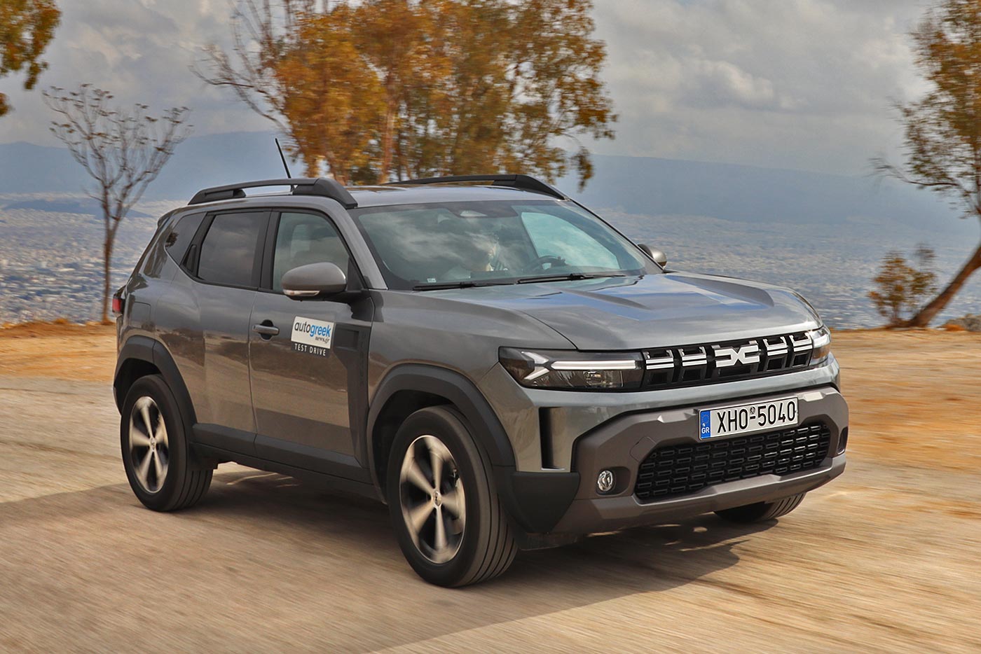 https://autogreeknews.gr/wp-content/uploads/2024/12/Dacia-Duster-Hybrid-1.jpg
