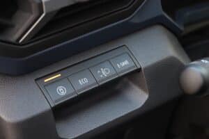 Dacia Duster Hybrid (11)