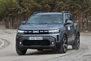 Dacia Duster Hybrid (4)