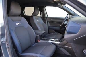 Dacia Duster Hybrid (9)