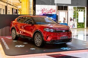 Ford-Capri-Golden-Hall-(1)