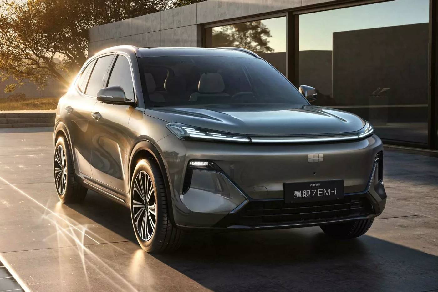 To νέο Geely των 1.420 χλμ. αυτονομίας & 13.000 ευρώ