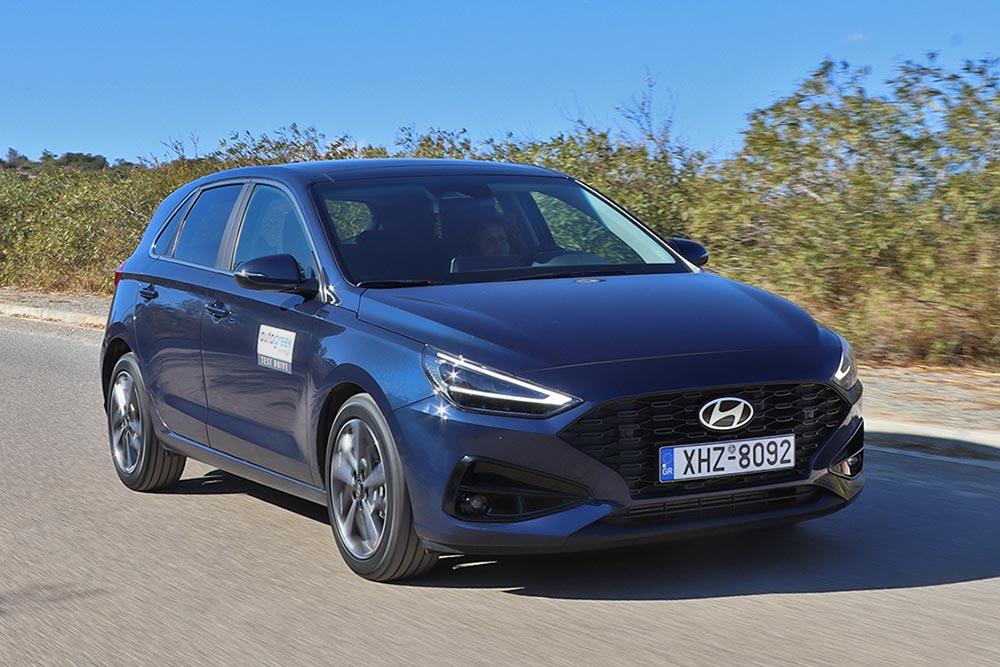 https://autogreeknews.gr/wp-content/uploads/2024/12/Hyundai-i30-1.5-T-GDI-140-PS-27.jpg