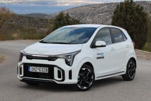 Kia Picanto FL 1.2 AMT GT line (8)