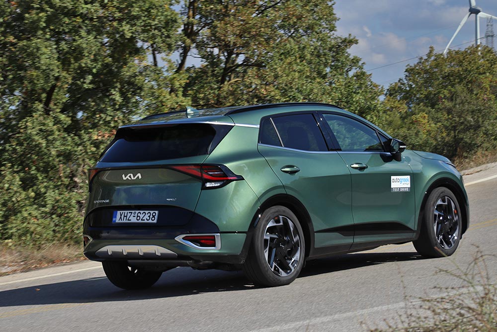 https://autogreeknews.gr/wp-content/uploads/2024/12/Kia-Sportage-1.6T-160-hp-7DCT-6.jpg