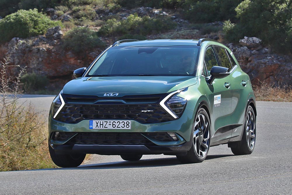 https://autogreeknews.gr/wp-content/uploads/2024/12/Kia-Sportage-1.6T-160-hp-7DCT-7.jpg
