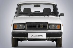 Lada_VAZ-2017_nejorsirenejsi_Rusko_2021_01