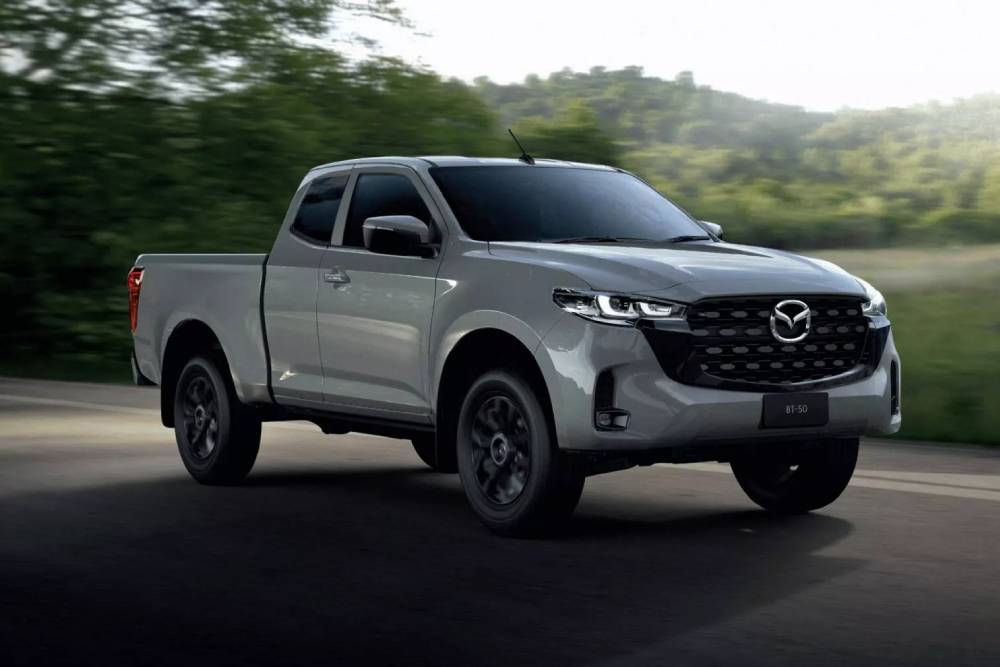 https://autogreeknews.gr/wp-content/uploads/2024/12/Mazda-BT-50-Thailand-1-2048x1153-1.jpg