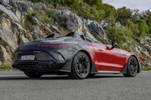 Mercedes-AMG-PureSpeed-(12)