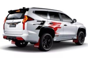 Mitsubishi-Montero-Sport-Black-Edition-Ralliart-4-
