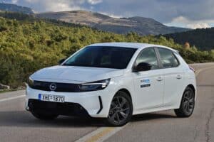 Opel Corsa 1.2 Hybrid 100 hp (15)