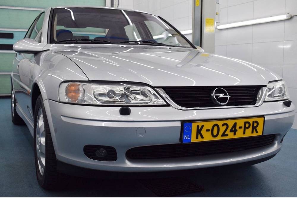 https://autogreeknews.gr/wp-content/uploads/2024/12/Opel_Vectra_B_2001_for_sale-17.jpg