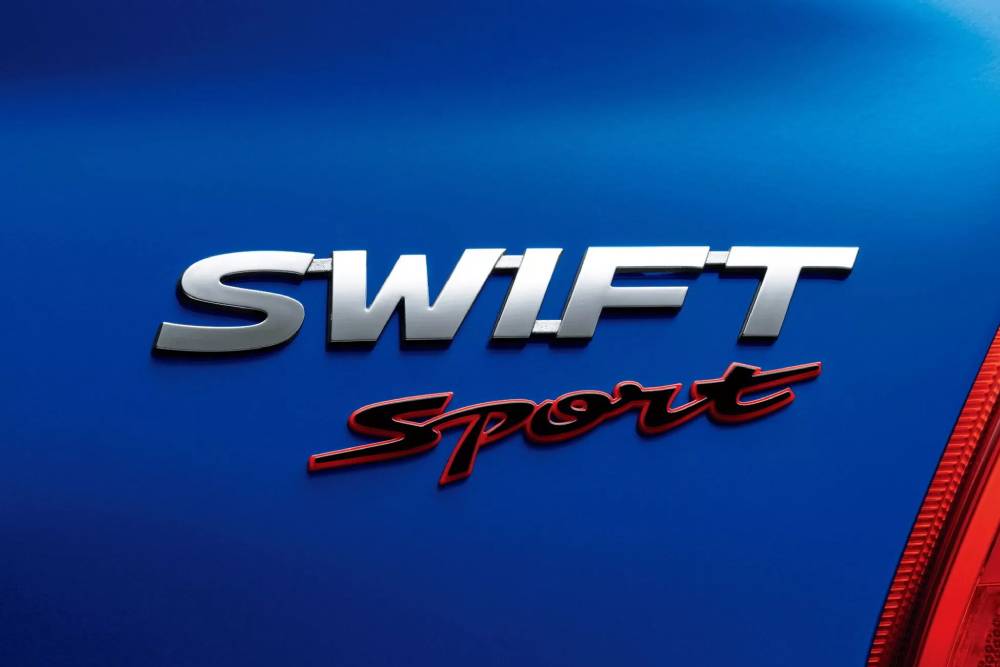 https://autogreeknews.gr/wp-content/uploads/2024/12/Suzuki-Swift-Sport-ZC33S-Final-Edition-Japan-8-204.jpg