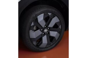 Toyota-Urban-Cruiser-19