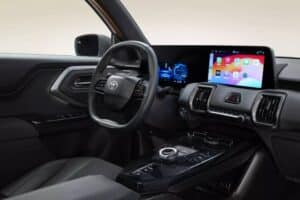 Toyota-Urban-Cruiser-23-2048×1535