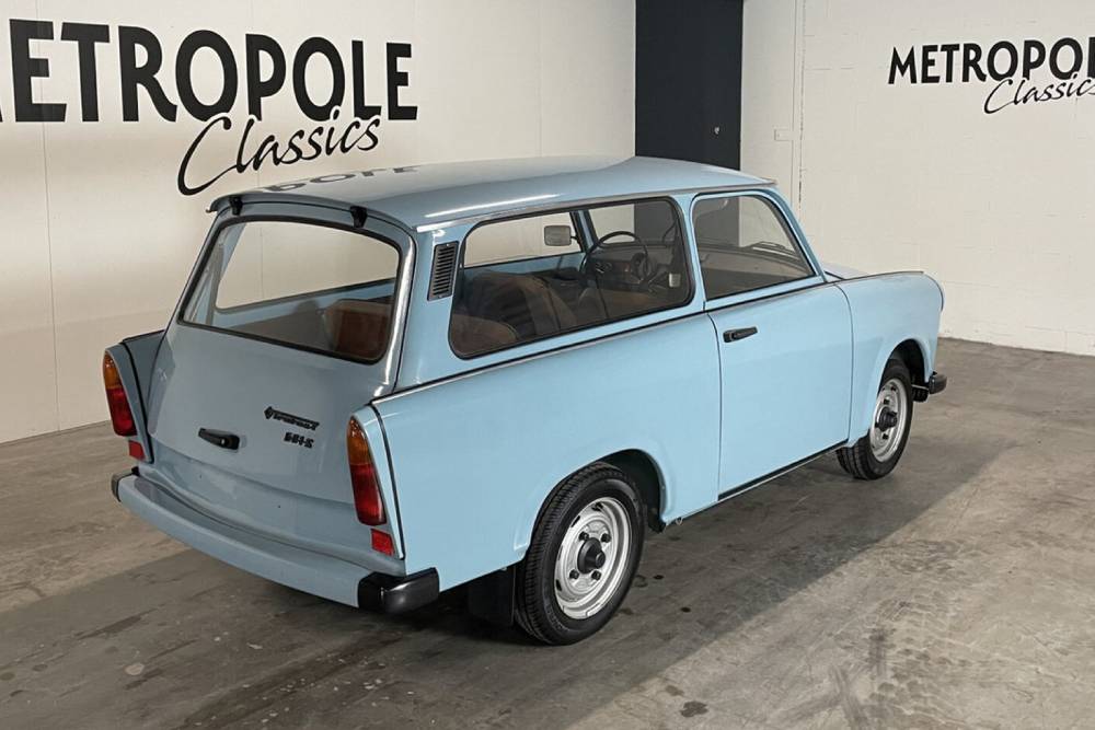 https://autogreeknews.gr/wp-content/uploads/2024/12/Trabant_601_S_1989_for_sale-16.jpg