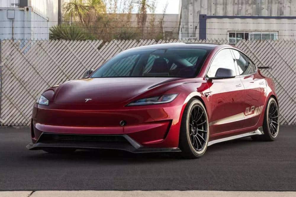 «Σαΐτα» Tesla Model 3 με ανθρακονημάτινες ζάντες