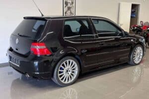 VW_Golf_IV_R32_2004_for_sale (9)