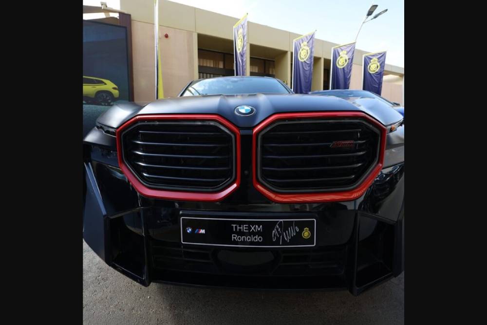 https://autogreeknews.gr/wp-content/uploads/2024/12/al-nasr-bmw-xm-03.jpg