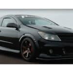 ford-focus-rs-drag-races-astra-vxr-raises-some-que (3)