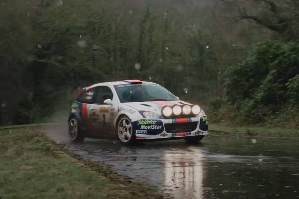 https://autogreeknews.gr/wp-content/uploads/2024/12/ford-focus-wrc-xmas-02.jpg
