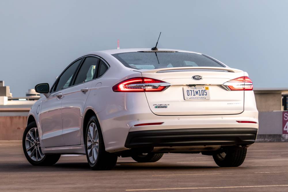 https://autogreeknews.gr/wp-content/uploads/2024/12/ford_fusion_energi_23.jpg