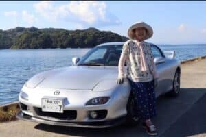 mazda rx-7 80 year old 04