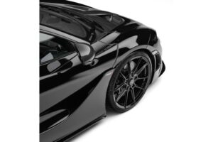 mclaren-750s-goes-black-in-novitecs-hands-supercar (2)
