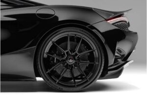 mclaren-750s-goes-black-in-novitecs-hands-supercar