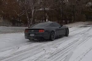 mustang awd 02