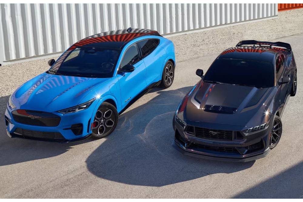 Η ηλεκτρική Mustang «κέρασε» την κανονική σε πωλήσεις
