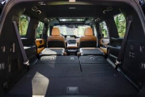 nissan_armada_platinum_reserve_65