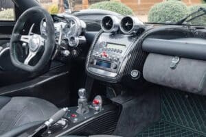 pagani-zonda-lm-roadster-16