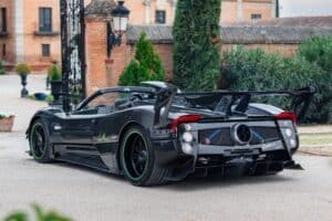 pagani-zonda-lm-roadster-5