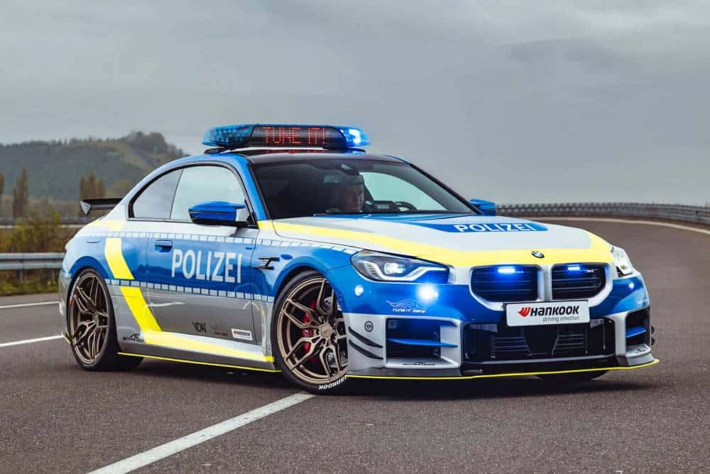 https://autogreeknews.gr/wp-content/uploads/2024/12/police-bmw-m2-by-ac-schnitzer-1-2048x1365-1.jpg