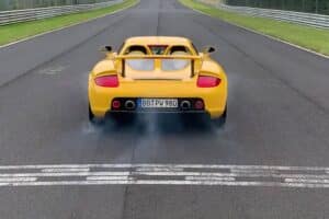 porsche-carrera-gt-breaks-old-nurburgring-lap-reco