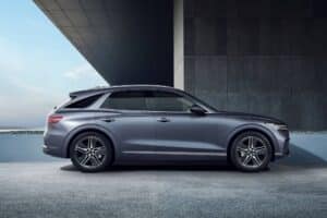 refreshed-genesis-electrified-gv70-comes-out-with- (3)