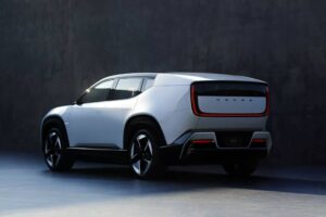 09-Honda-0-SUV-rear-Copy-2048×1365