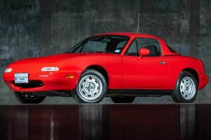 1990-Mazda-MX-5-Miata-1-2048×1365