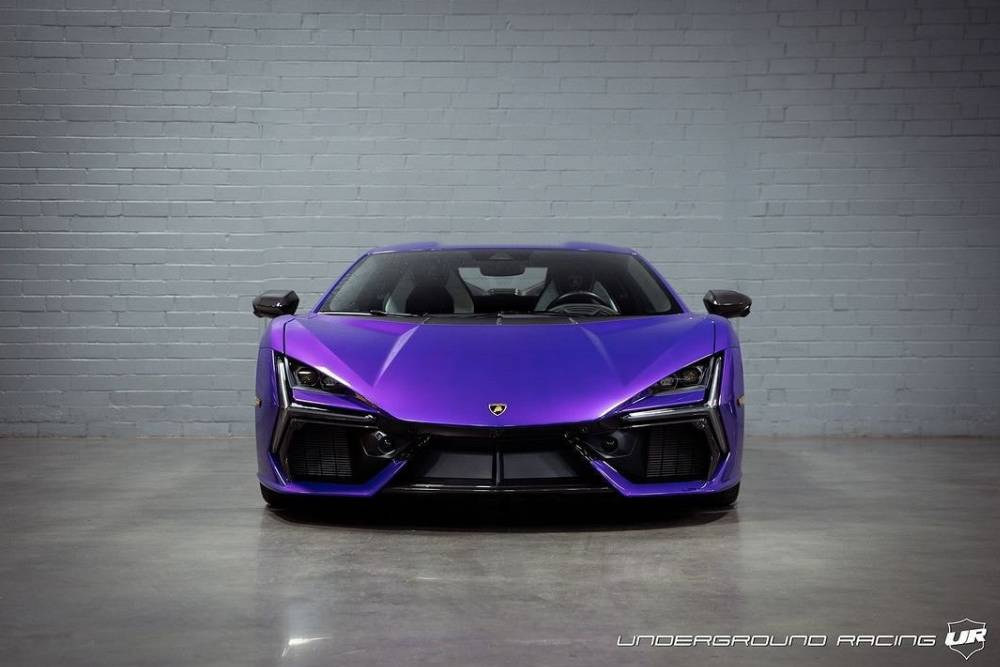https://autogreeknews.gr/wp-content/uploads/2025/01/2000-hp-lamborghini-revuelto-launches-like-a-surfa-2.jpg