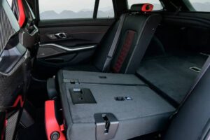 2025-BMW-M3-CS-Touring-New-60-2048×1151