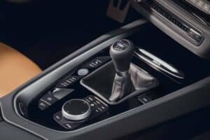 2025-bmw-z4-m40i-with-six-speed-manual-21