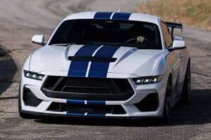 2025-ford-mustang-shelby-gt350 (5)