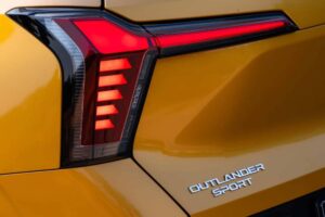 2025-mitsubishi-outlander-sport (10)