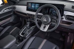 2025-mitsubishi-outlander-sport (12)