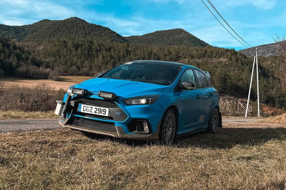 Το πιο off road Focus RS «χτενίζει» το WRC